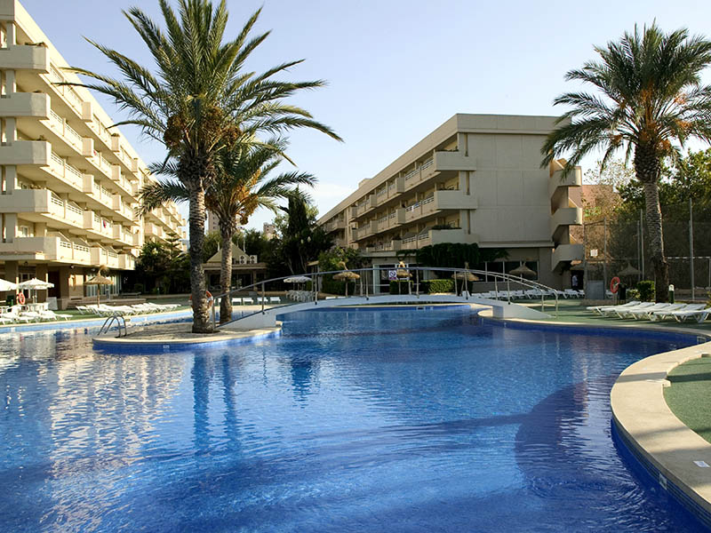 HM Martinique Apartments